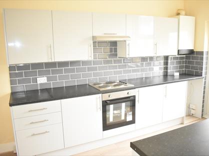 1 Bed Flat, Silverdale Avenue, SS0