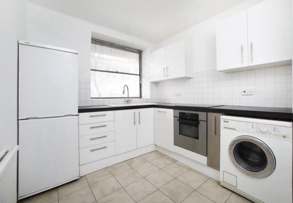 1 Bed Flat, Boswell House, WC1N photo 2