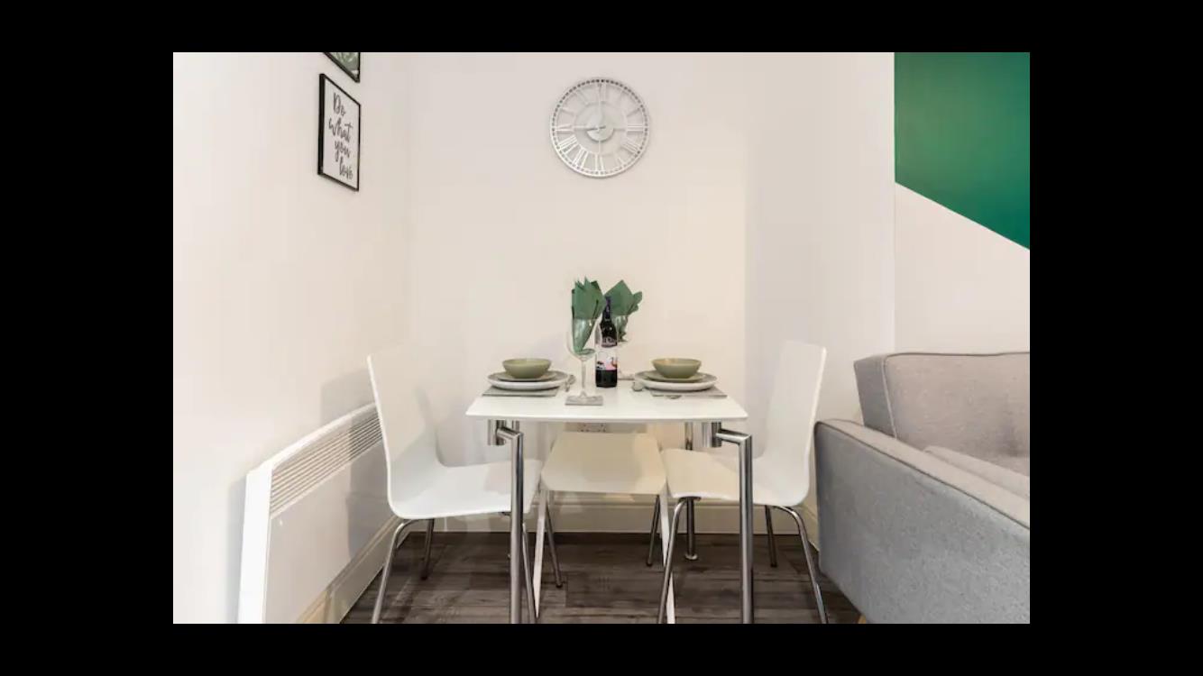 1 Bed Flat, Queen Street, S1