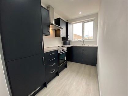 2 Bed Flat, Minster Court, L7