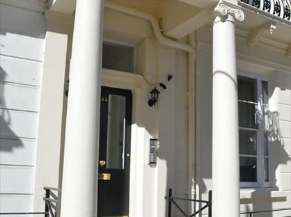 2 Bed Flat, Devonshire Terrace, W2