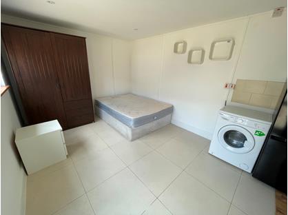 Studio Flat, Thorverton Road, NW2