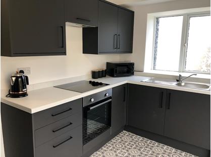 3 Bed Terraced House, Church Lane, HD5