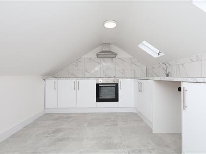 Studio Flat, Graham Road, HA3