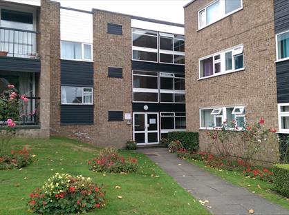 2 Bed Flat, Apton Road, CM23