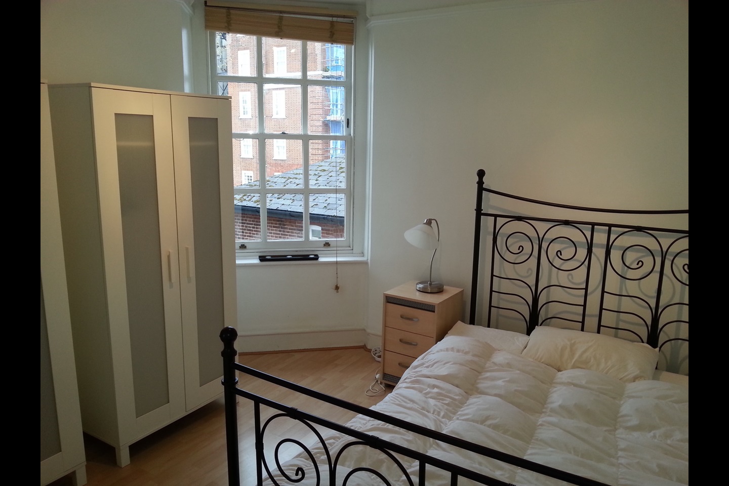 1 Bed Flat, Scott Ellis Gardens, NW8 photo 2