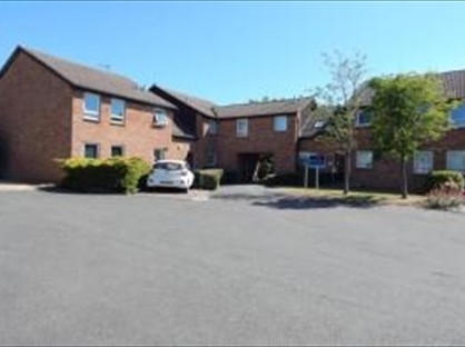 Studio Flat, Framlingham Grove, CV8