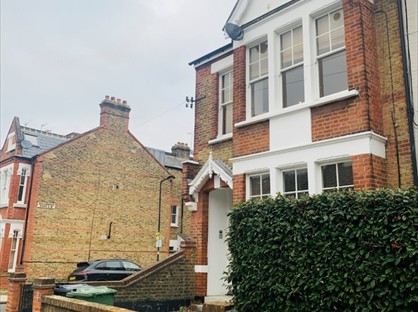 2 bed flat/apartment for rent in 2 Bed Flat, Crescent Lane, SW4