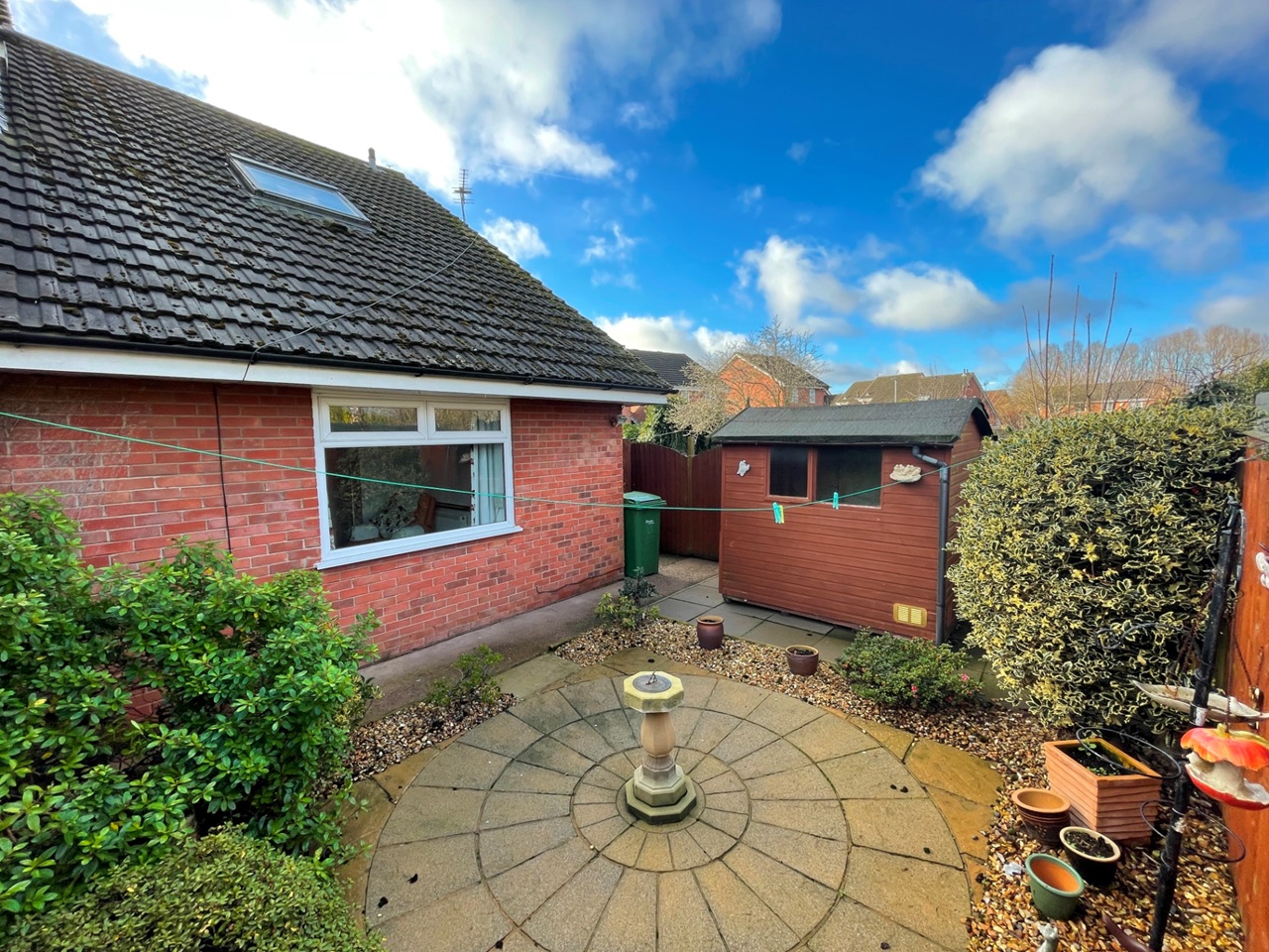 Warrington 1 Bed SemiDetached House, Hatchmere Close, WA5 To Rent