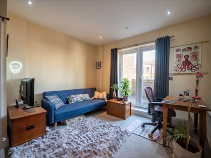 1 Bed Flat, Dalby Square, CT9