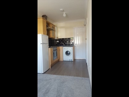 Studio Flat, Eastern Avenue, IG2