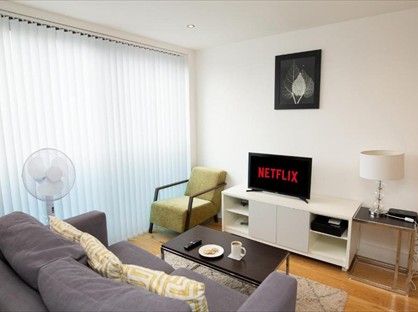 Studio Flat, Trident House, UB3