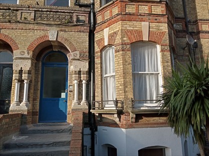2 bed flat/apartment for rent in 2 Bed Flat, Westbourne Gardens, CT20