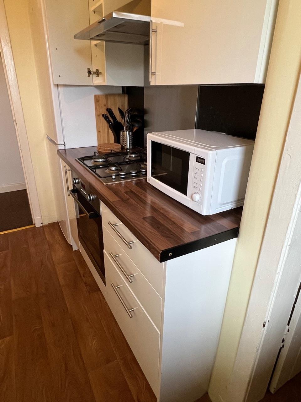 2 Bed Flat, Harefield Drive, G14 photo 5