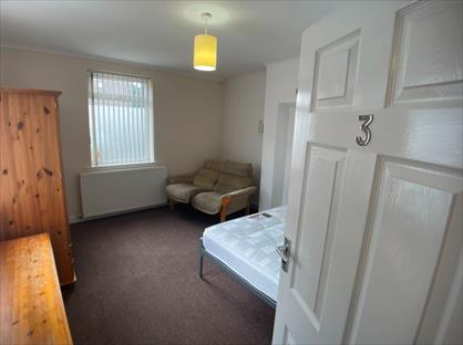 Room in a Shared House, O'leary Street, WA2