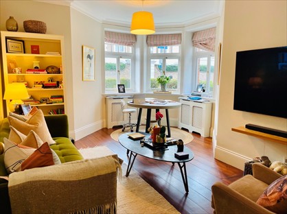 2 Bed Flat, Hurlingham Court Mansions, SW6