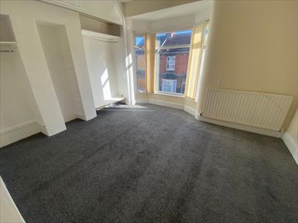 3 Bed Terraced House, Thornton Street, TS3