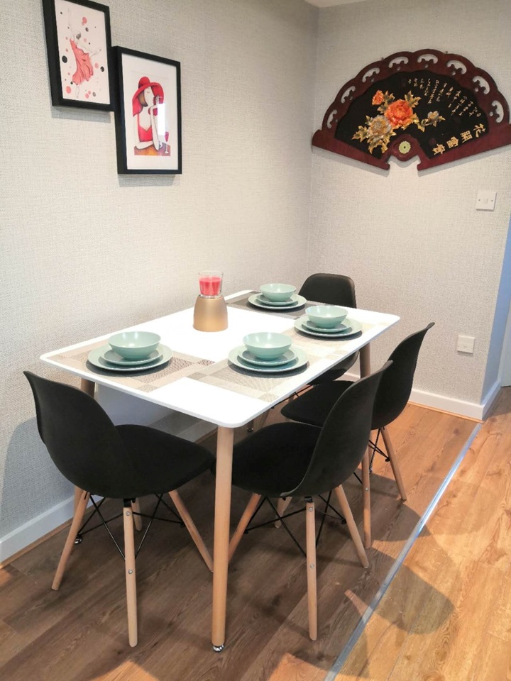 2 Bed Flat, Boston Street, M15 photo 4