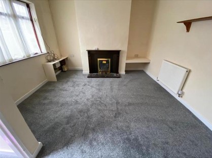 2 Bed Terraced House, Oxford Street, WN7