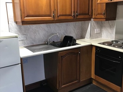 1 Bed Flat, Windmill Hill, B63