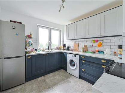 2 Bed Flat, Broadmayne, SE17