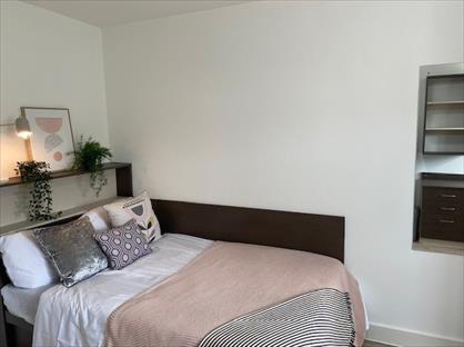 2 Bed Flat, Neuadd Y Castell, LL57