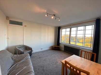 2 Bed Flat, Guildford High Street, GU1