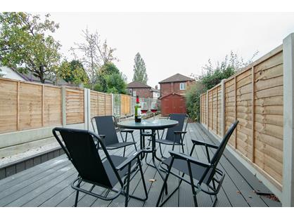 Room in a Shared House, Poplar Grove, SK2