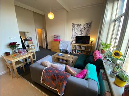 1 Bed Flat, Otley Road, LS16