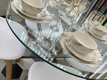 Room in a Shared House, Churchway, TF3