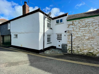 2 Bed Terraced House, West Street, TR9