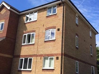 1 Bed Flat, Rookley Court, RM19