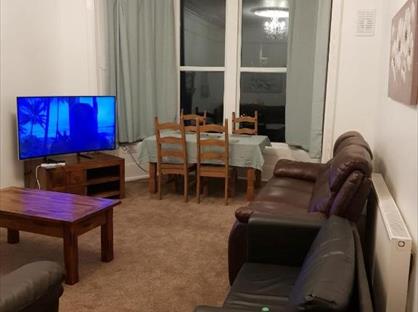 2 Bed Flat, Albert Quadrant, BS23