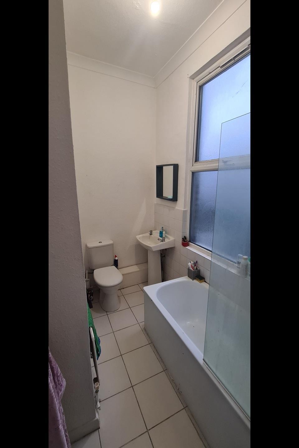 London Studio Flat, Dartmouth Road, SE23 To Rent Now for £950.00 p/m