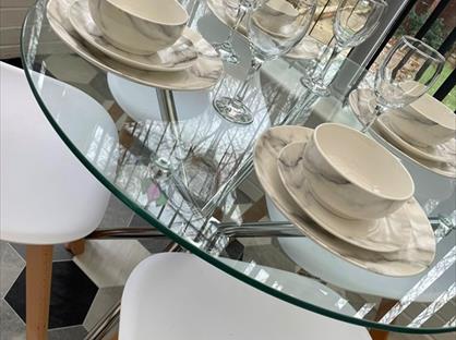 5 Bed Semi-Detached House, Churchway, TF3