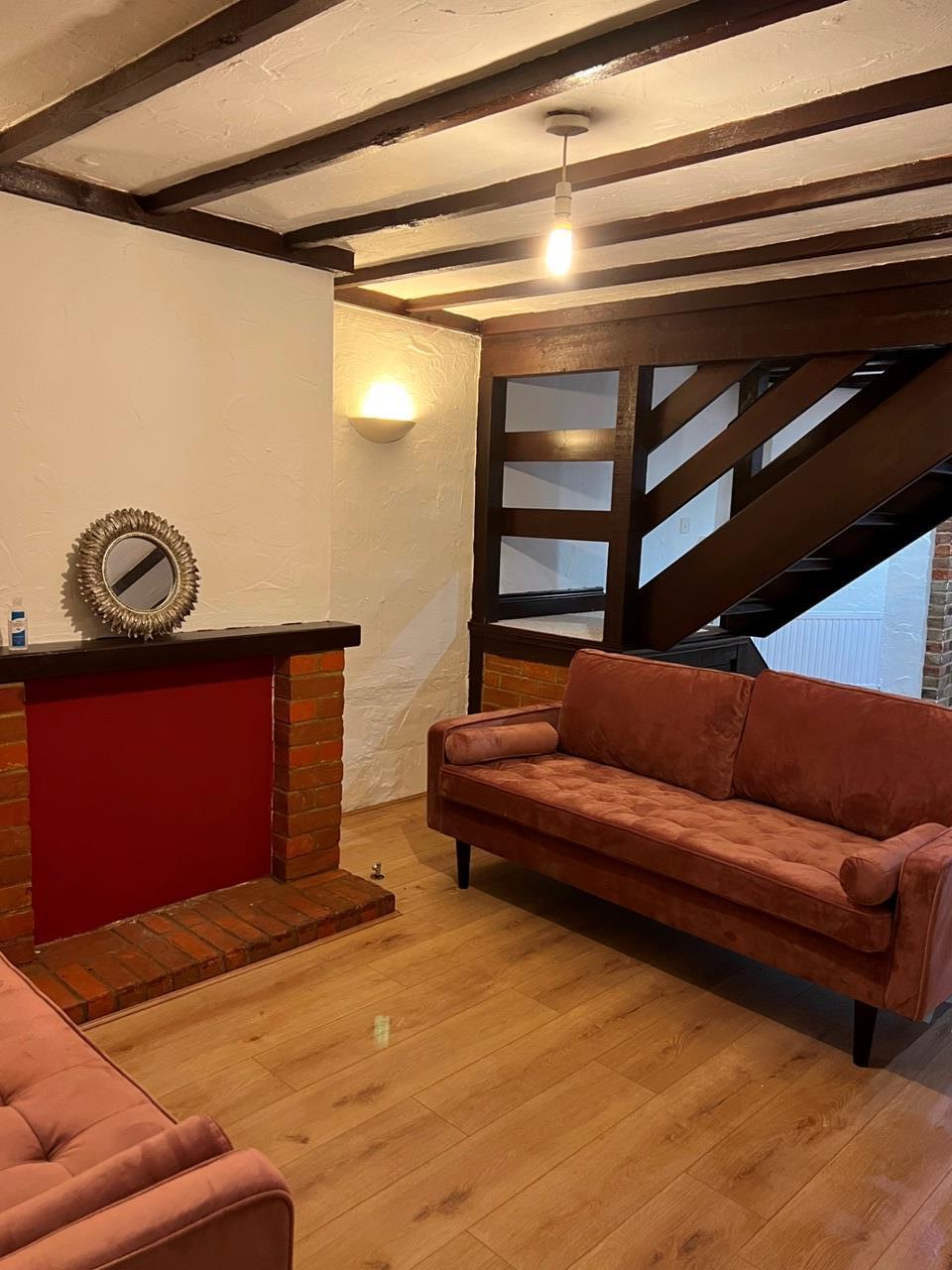 2 Bed Terraced House, Whitley Street, RG2, N1 7GU