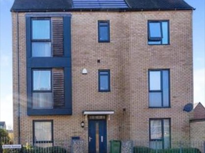 4 Bed End Terrace, Bronte Avenue, MK4