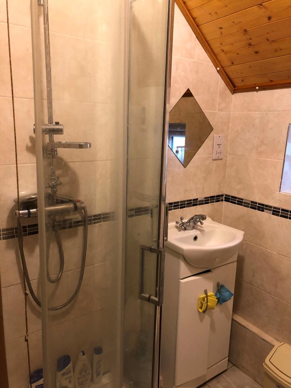 Additional image 6 of Room in a Shared House, Cricket Road, OX4, N1 7GU