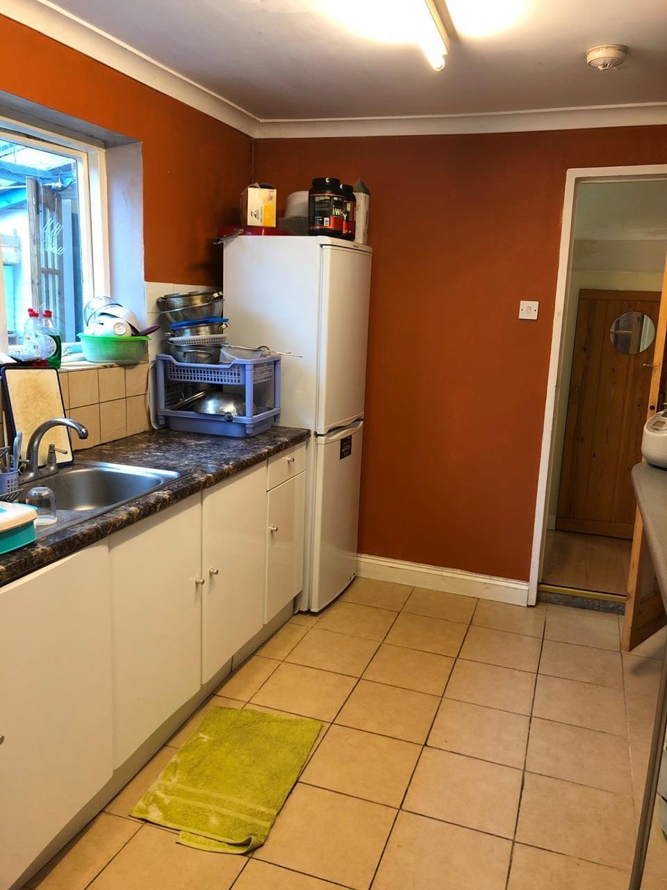 Additional image 3 of Room in a Shared House, Cricket Road, OX4, N1 7GU