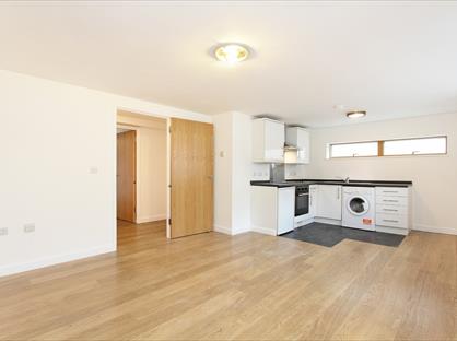 1 Bed Flat, Myles Court, SE16