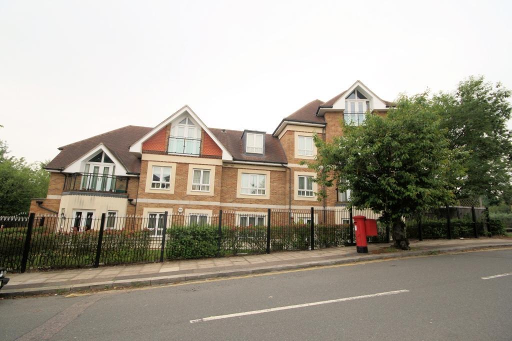 Edgware 2 Bed Flat, Glendale Avenue, HA8 To Rent Now for £2,000.00 p/m