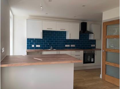 2 Bed Terraced House, Wellington Road, BD2