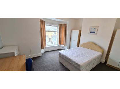 4 Bed Terraced House, Walgrave Street, HU5