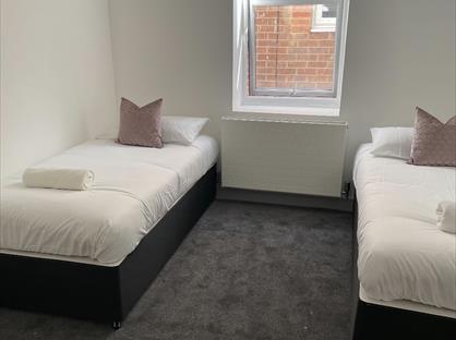 1 Bed Flat, Icon Range The Green, SS17