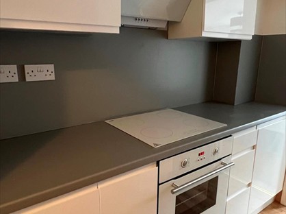 Studio Flat, Hounslow, TW3