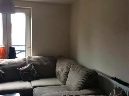 1 Bed Flat, Potters Brook, DY4