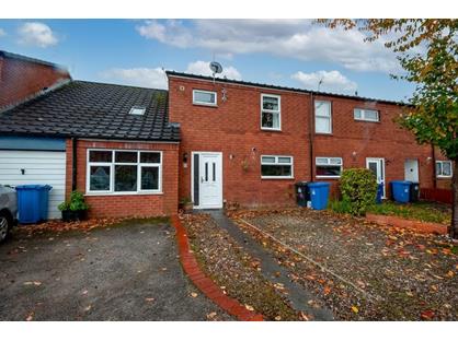 4 Bed Terraced House, Oxmead Close, WA2