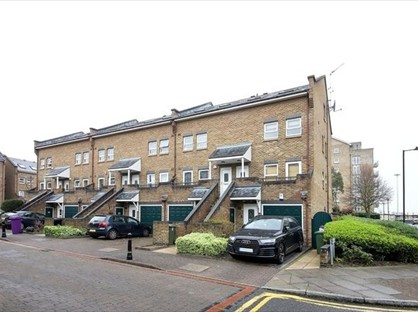 Room in a Shared House, Schooner Close, E14