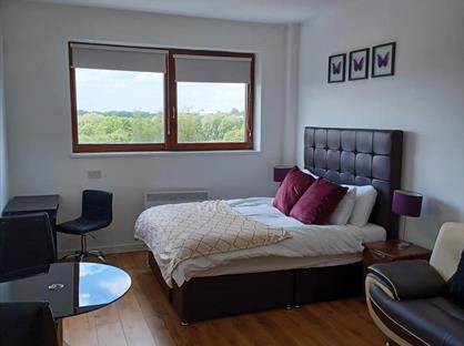 Studio Flat, Lower Bryan Street, ST1