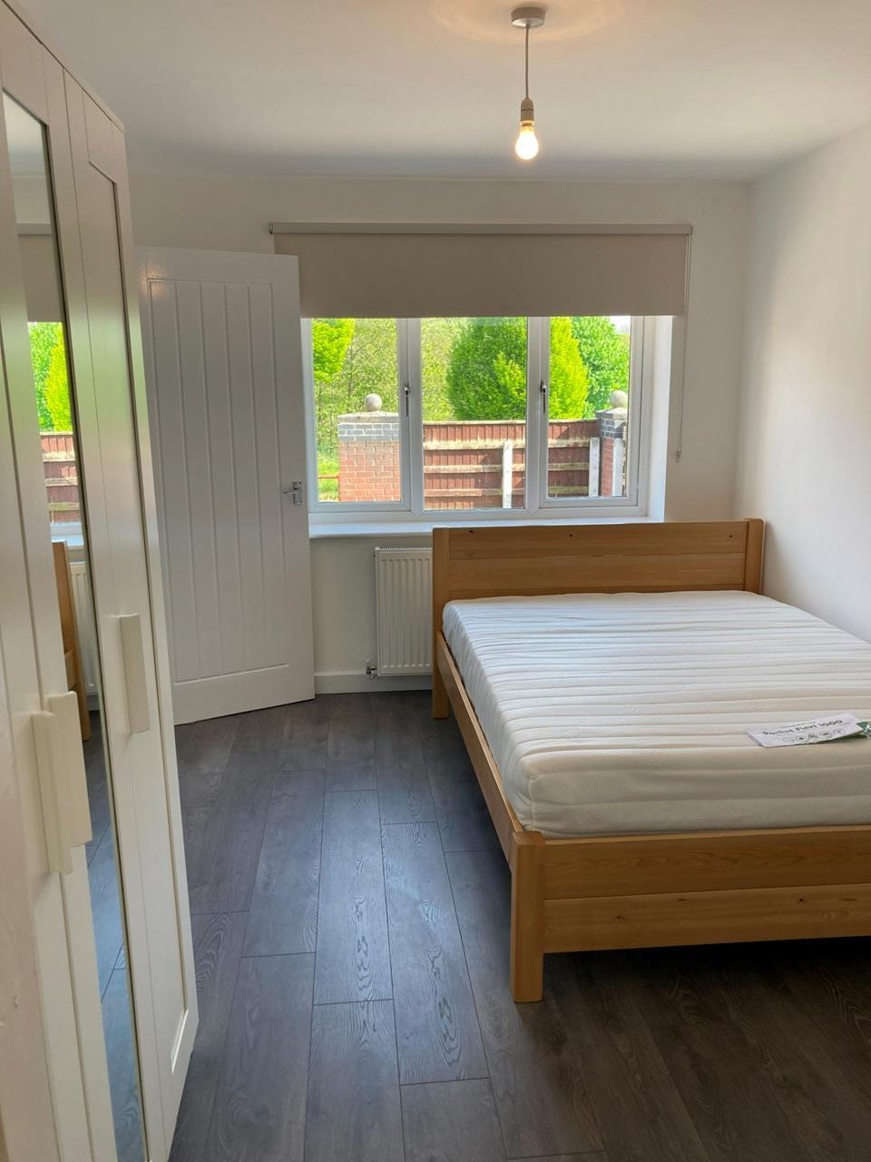 Manchester - 4 Bed Semi-Detached House, Pattishall Close, M4 - To Rent ...